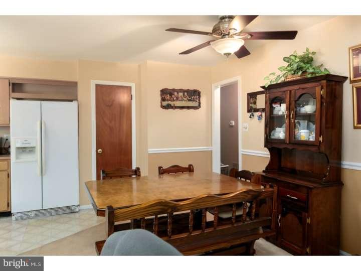 10 Hanover Place Sicklerville, NJ 08081 - Photo 7 of 20 a view of a workspace with furniture