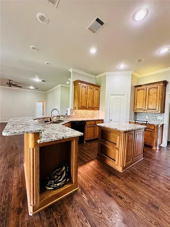 $850,000 | 16547 State Highway 205, Terrell, TX 75160