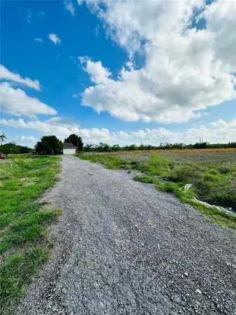 $850,000 | 16547 State Highway 205, Terrell, TX 75160