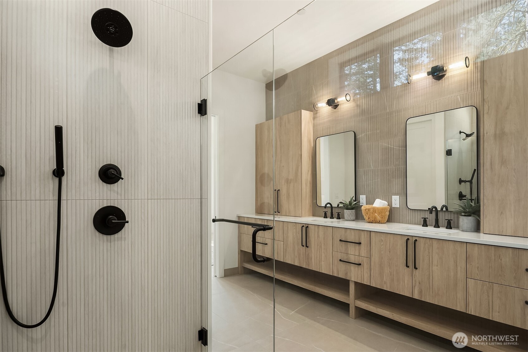 1971 Wanawish Loop Ronald, WA 98940 - Photo 17 of 39