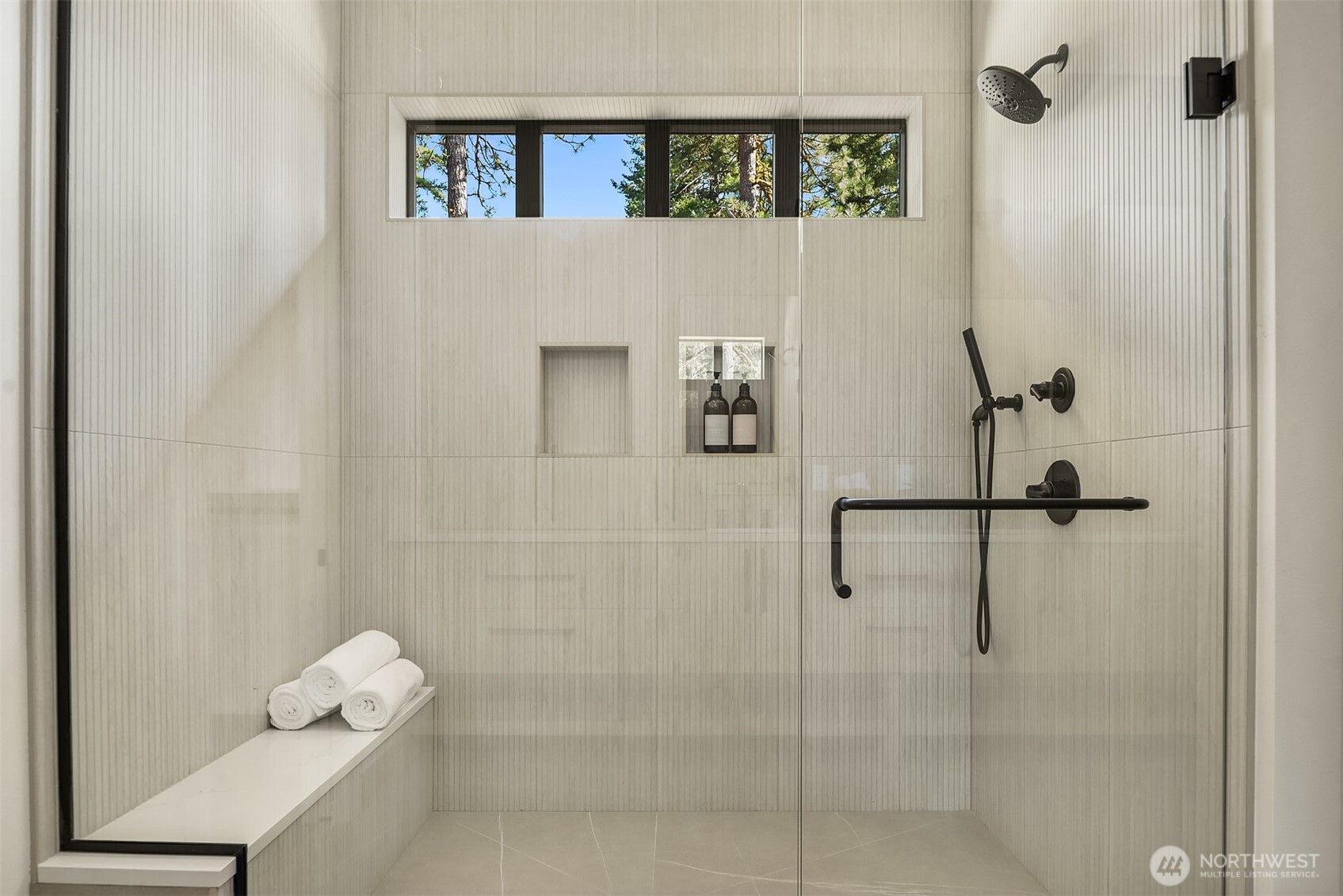 1971 Wanawish Loop Ronald, WA 98940 - Photo 18 of 39