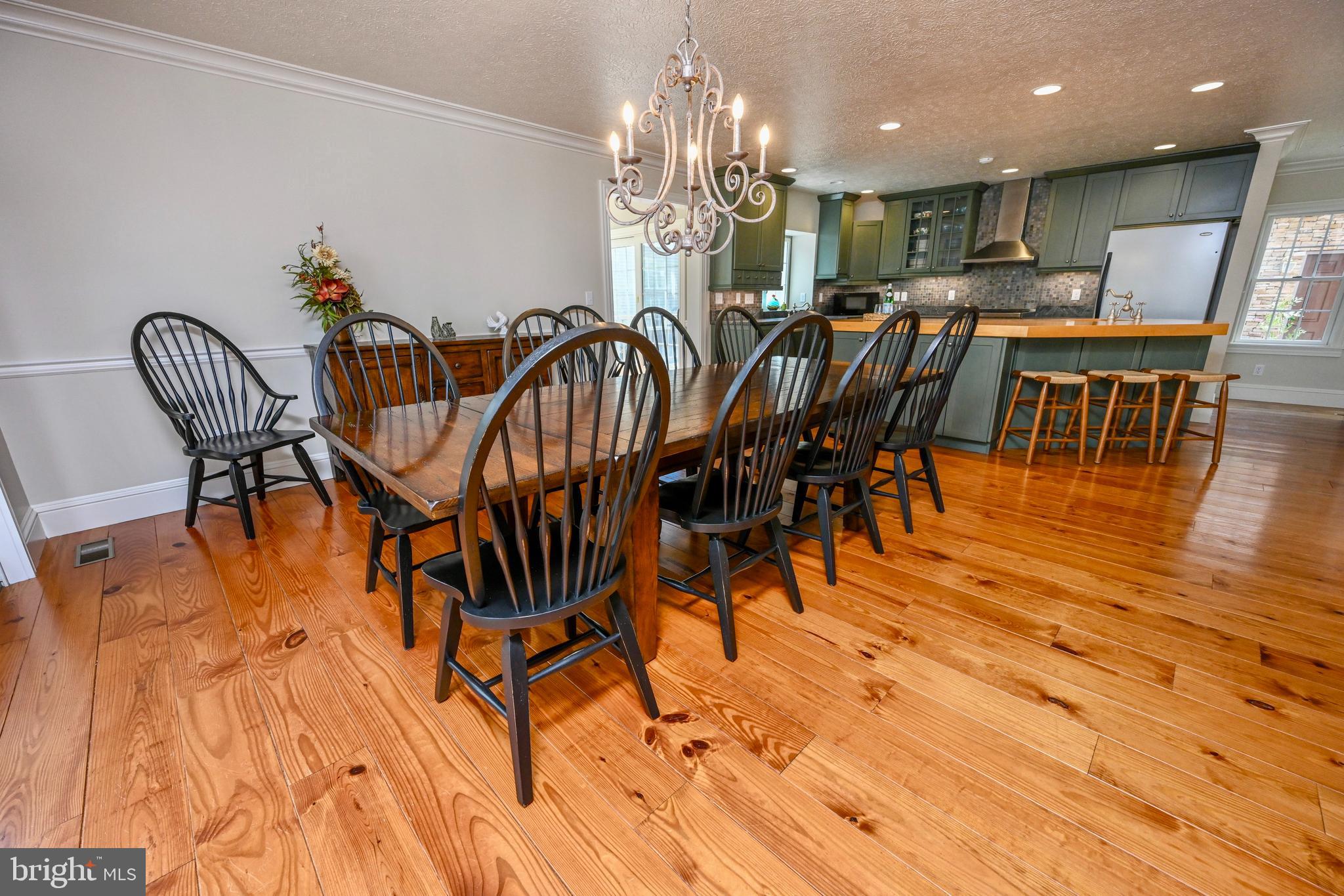 56 Bee Tree Lane Oakland, MD 21550 - Photo 14 of 139 Dining area off of kitchen, living-Room for 10+