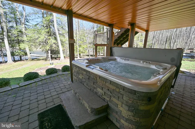 $2,845,000 | 56 Bee Tree Lane, Oakland, MD 21550