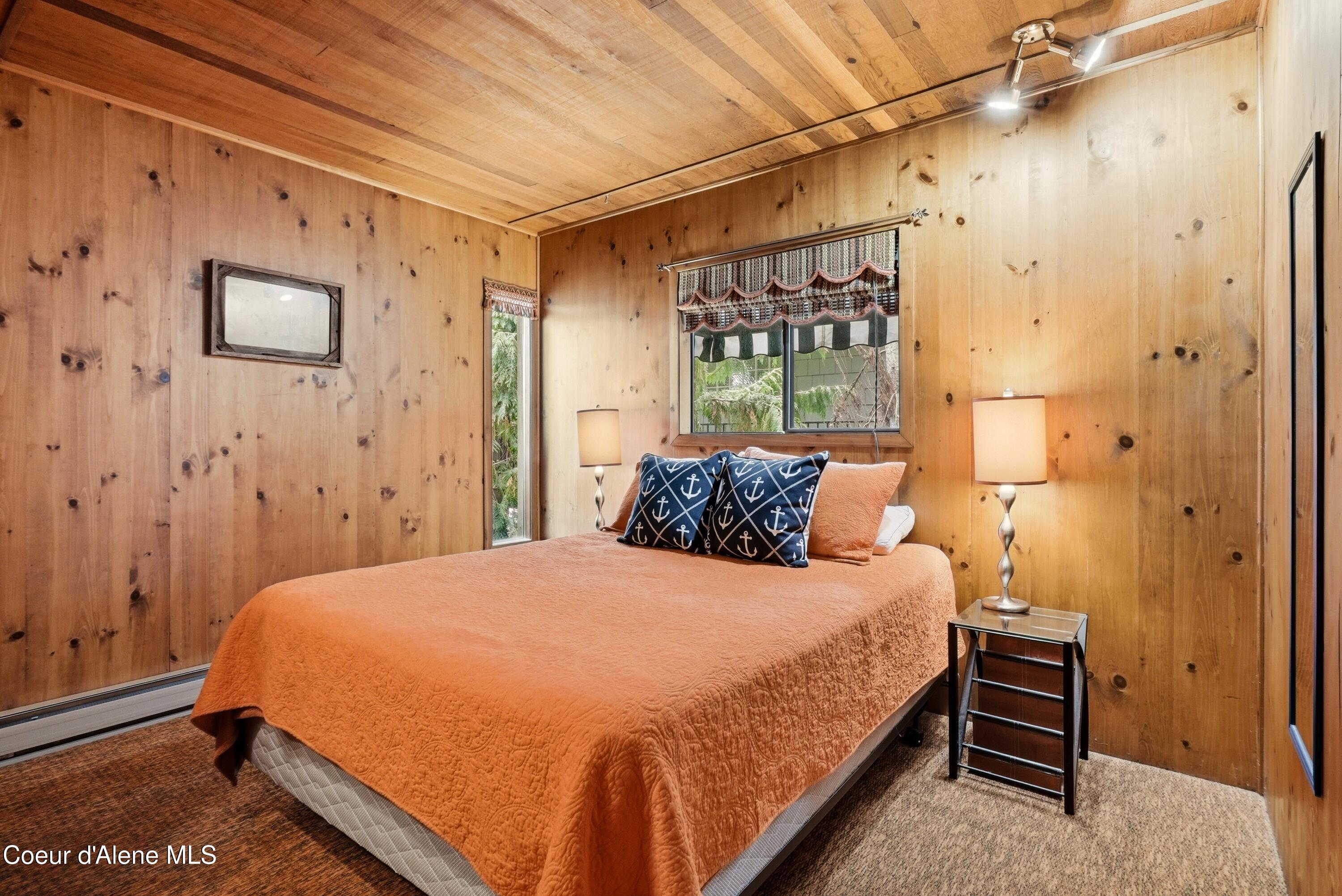 1300 West Glory Road Worley, ID 83876 - Photo 26 of 52 Guest Bedroom wLake Views