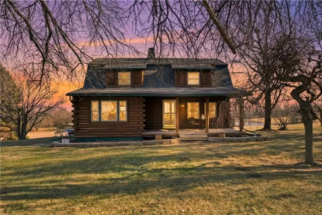 $799,000 | 12703 North Robinhood Lane, Kansas City, MO 64164