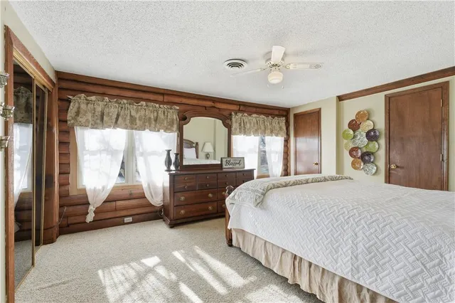 $799,000 | 12703 North Robinhood Lane, Kansas City, MO 64164