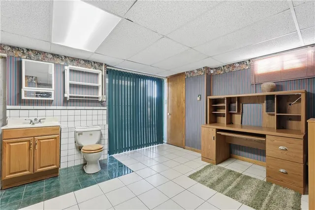 $799,000 | 12703 North Robinhood Lane, Kansas City, MO 64164