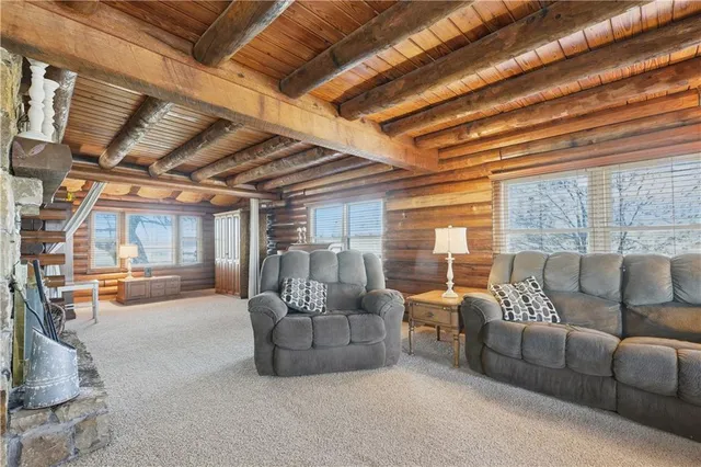 $799,000 | 12703 North Robinhood Lane, Kansas City, MO 64164