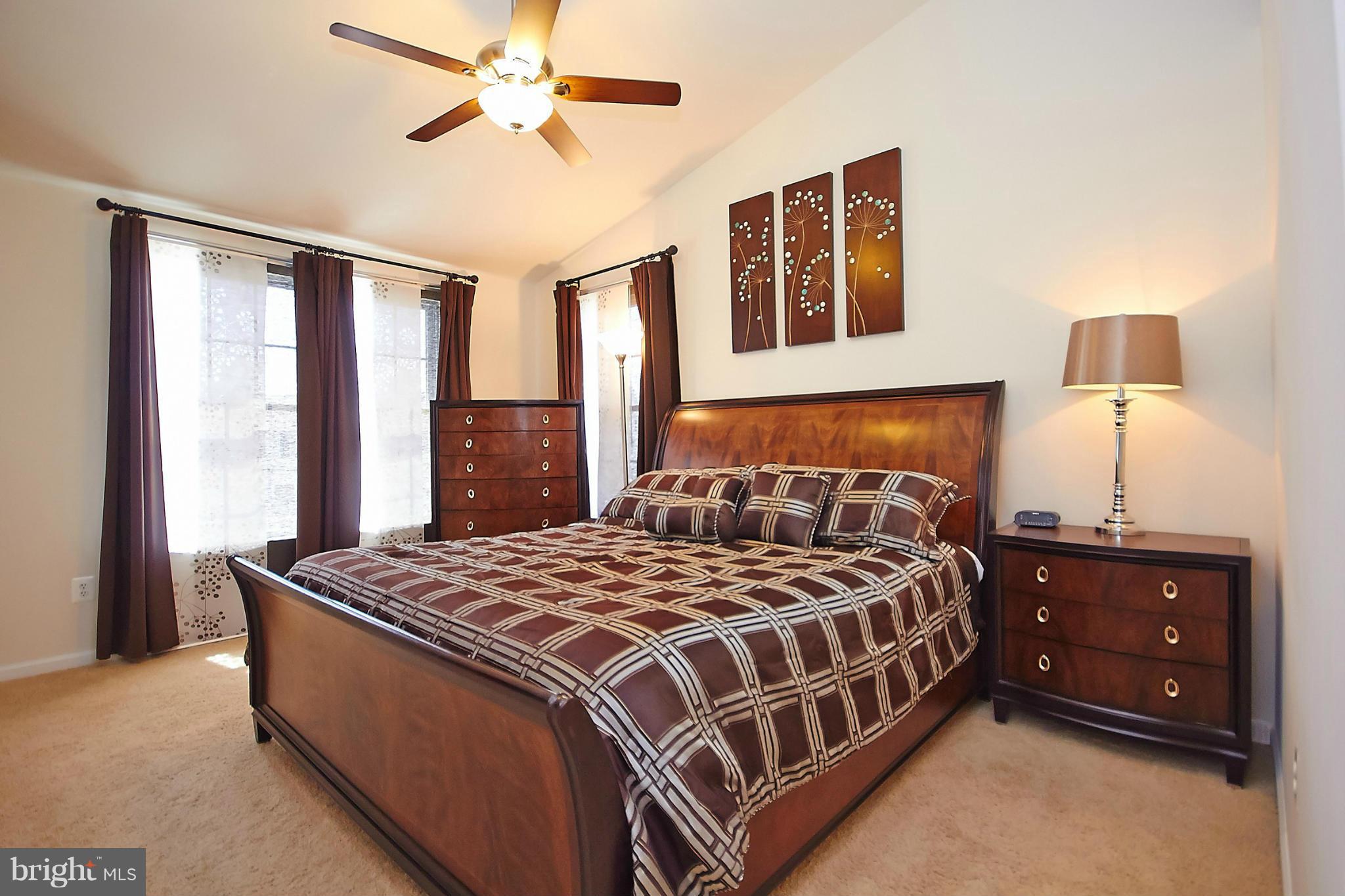 25436 South Riding Boulevard Chantilly, VA 20152 - Photo 14 of 26 Bedroom (Master)