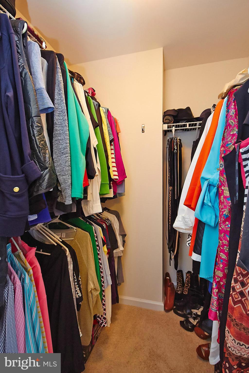 25436 South Riding Boulevard Chantilly, VA 20152 - Photo 17 of 26 Bedroom (Master)