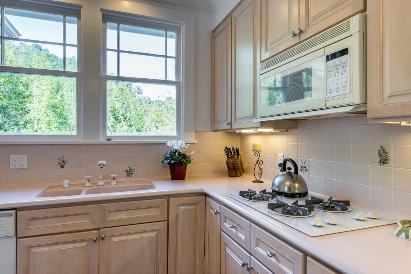 13681 Pierce Road Saratoga, CA 95070 - Photo 8 of 15