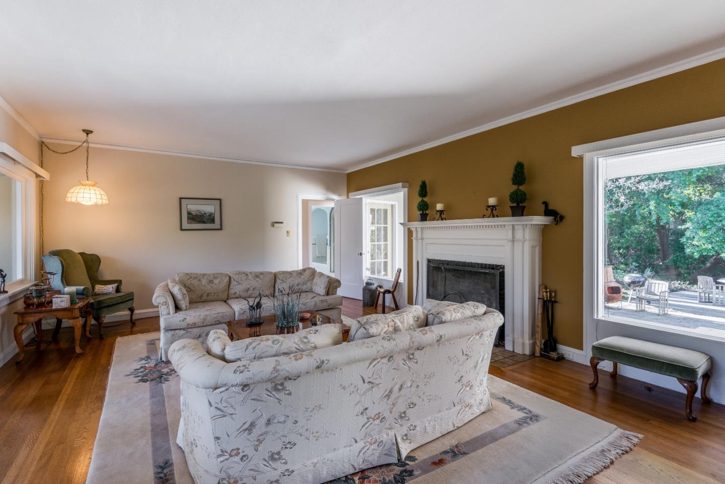 13681 Pierce Road Saratoga, CA 95070 - Photo 9 of 15