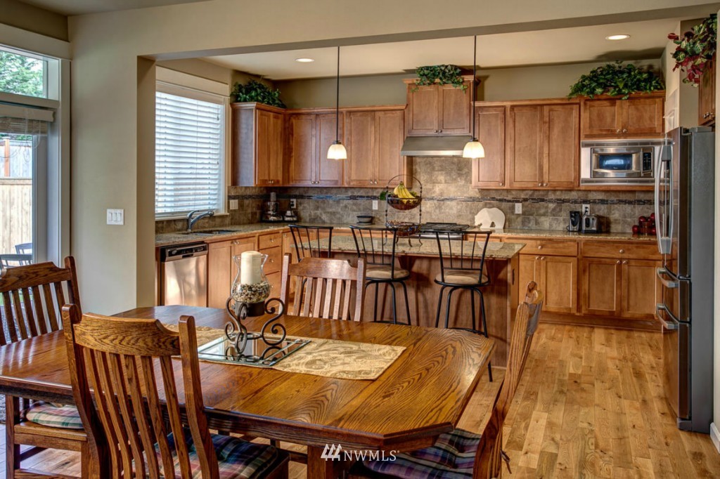 5600 Northeast 5th Circle Renton, WA 98059 - Photo 18 of 22