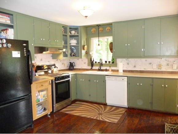 2844 Tyson Road Reading, VT 05062 - Photo 2 of 24