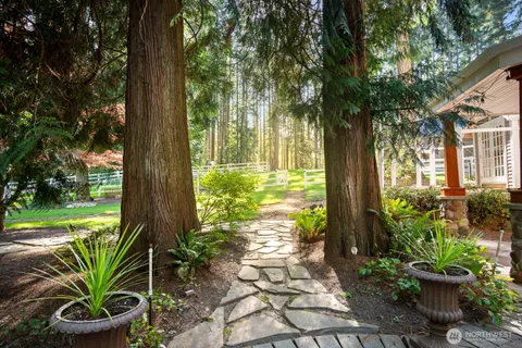 $2,895,000 | 16 Bridlewood Circle, Kirkland, WA 98033