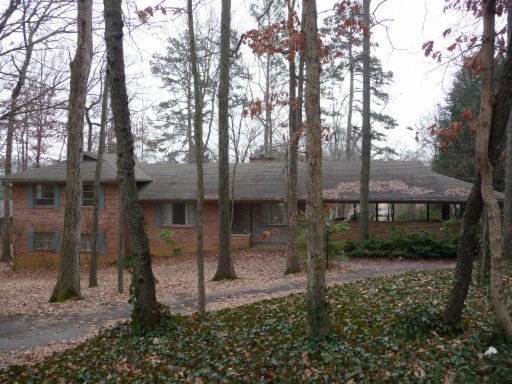 672 East Hunt Road Alcoa, TN 37701 - Photo 1 of 1 Primary Photo