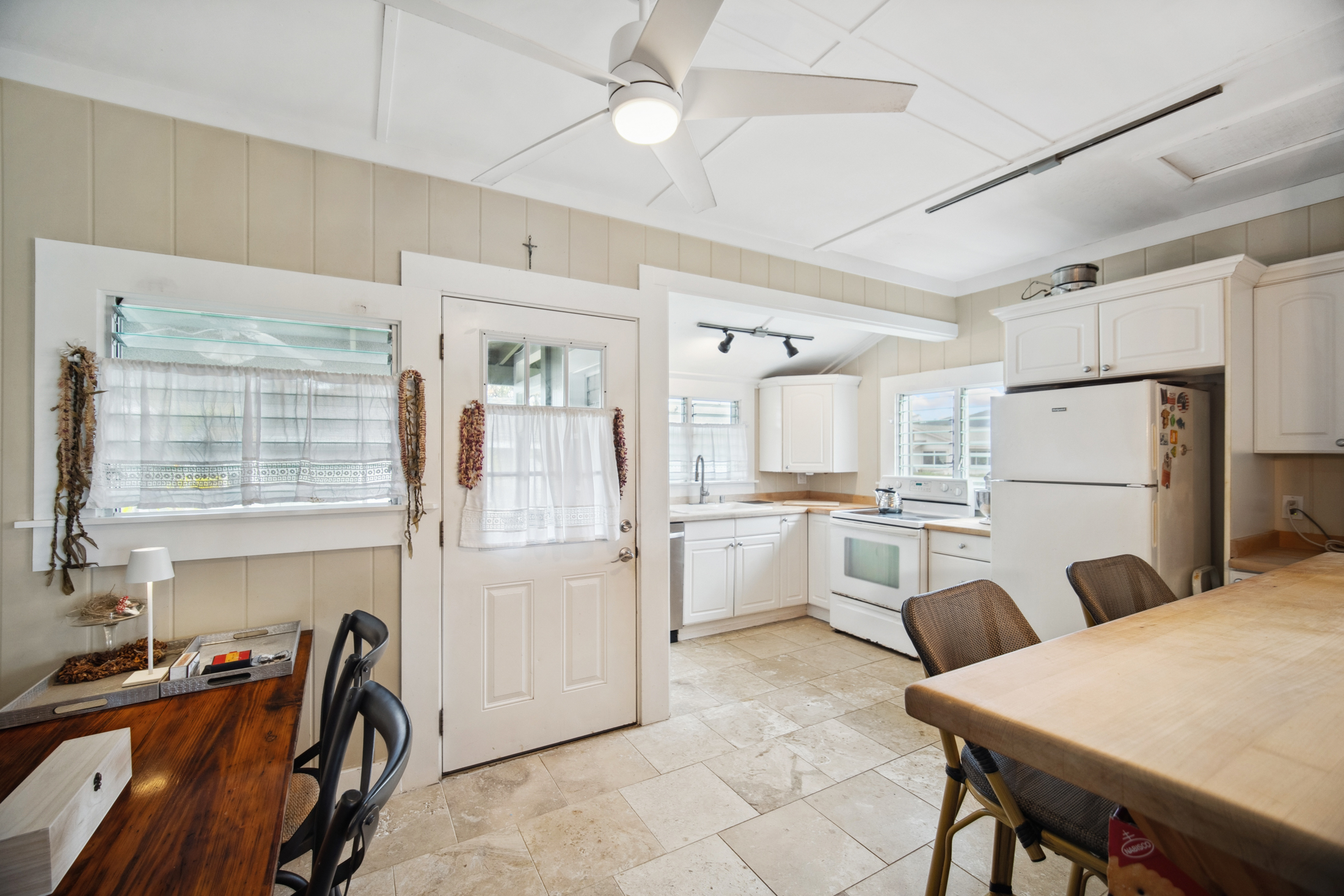 4463 Makaha Road, Unit 2 Kapaa, HI 96746 - Photo 6 of 25