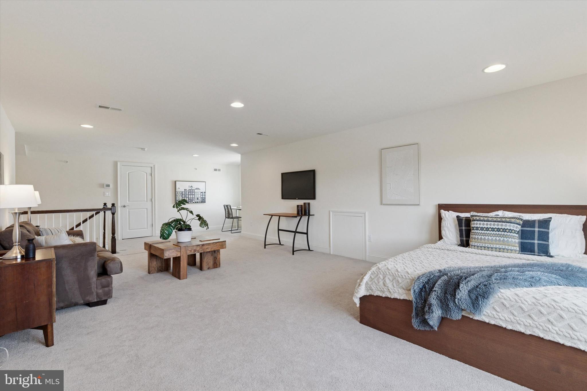 34 Parkview Cir. Wayne, PA 19087 - Photo 29 of 55 Upper level - bedroom or flexible space