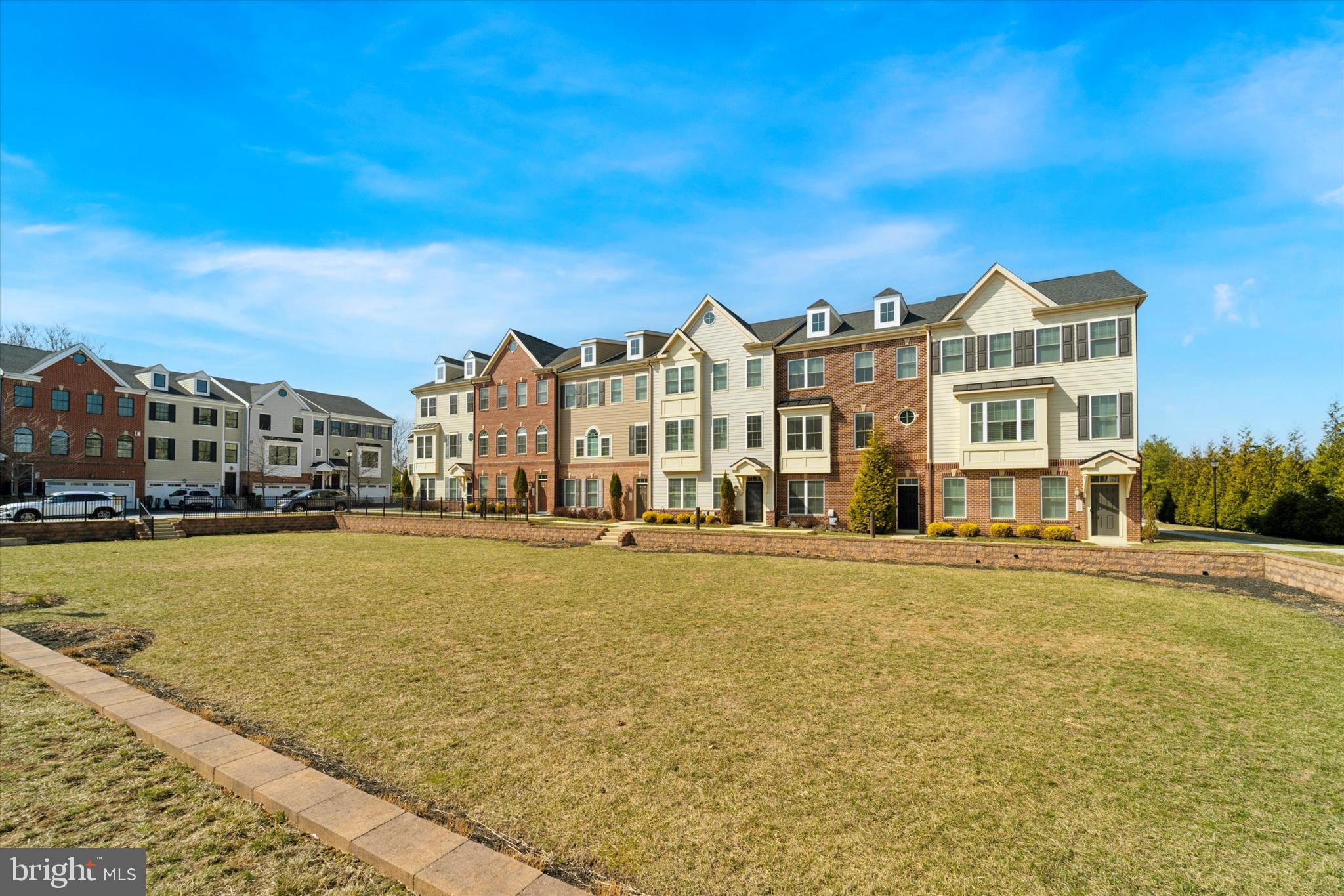 34 Parkview Cir. Wayne, PA 19087 - Photo 44 of 55 a view of an ocean with city view