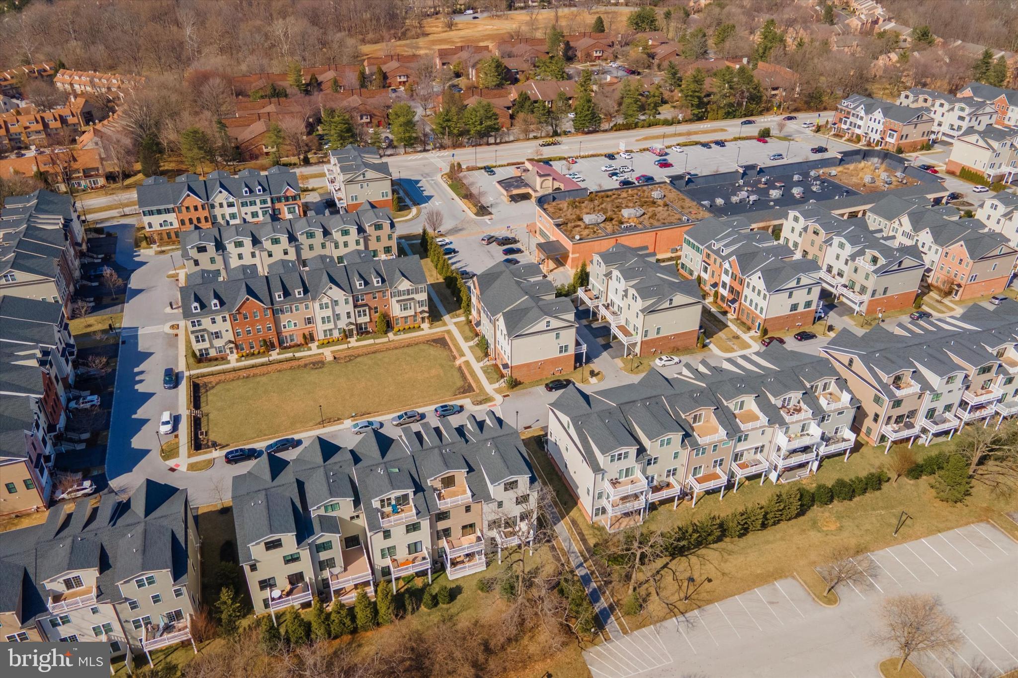 34 Parkview Cir. Wayne, PA 19087 - Photo 48 of 55 a view of a city