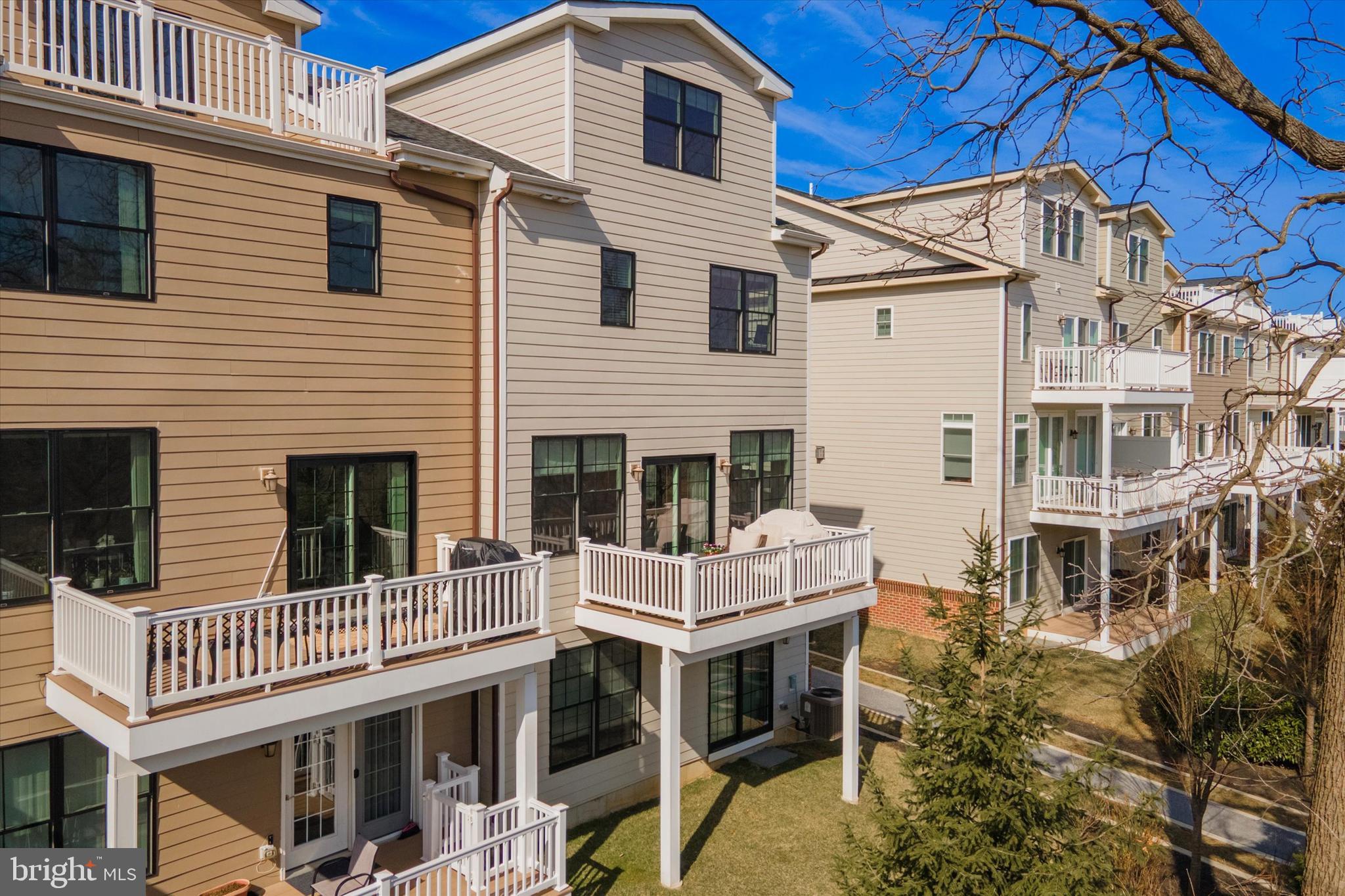 34 Parkview Cir. Wayne, PA 19087 - Photo 53 of 55 a view of a house with a large window