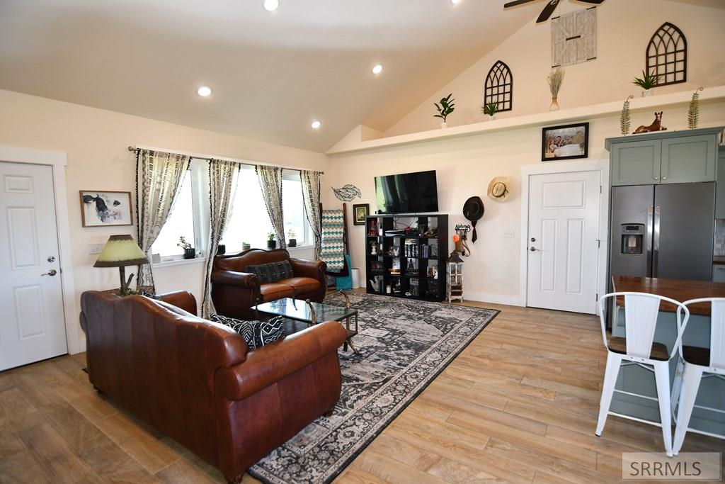 4024 East 66 North Rigby, ID 83442 - Photo 3 of 66 Living Room