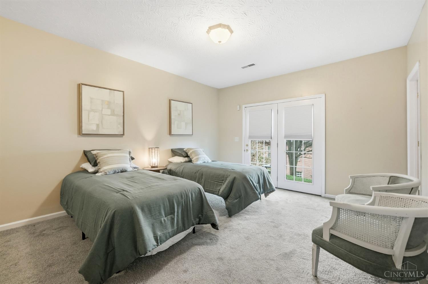 2521 Ravine Street, Unit 2521 Cincinnati, OH 45219 - Photo 22 of 26