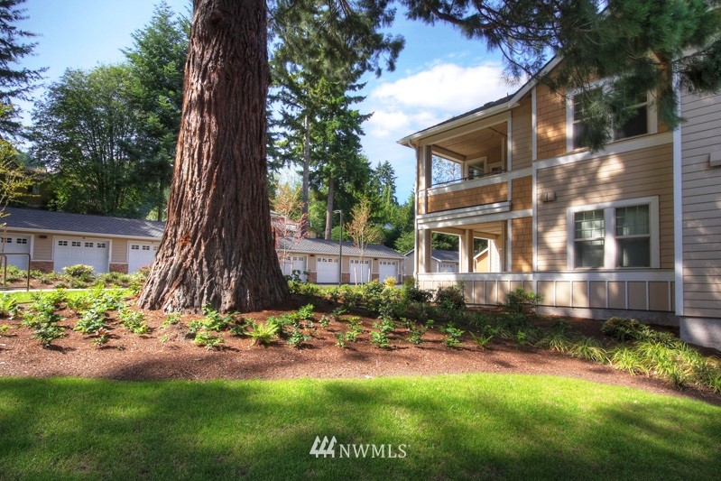 8531 Avondale Road Northeast, Unit B102 Redmond, WA 98052 - Photo 12 of 13 Gallery Image 12