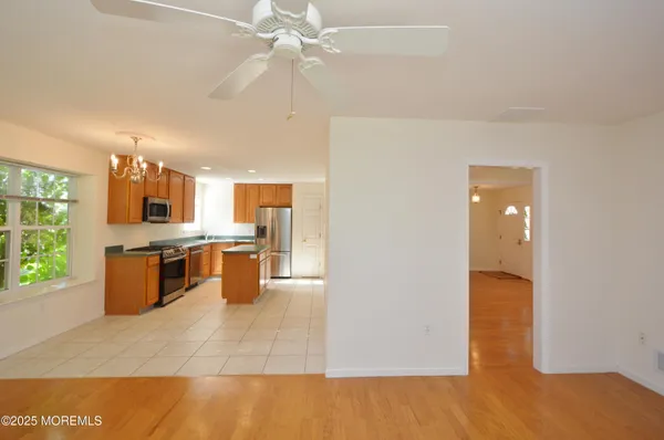 $465,000 | 2976 Fieldcrest Lane, Toms River, NJ 08755