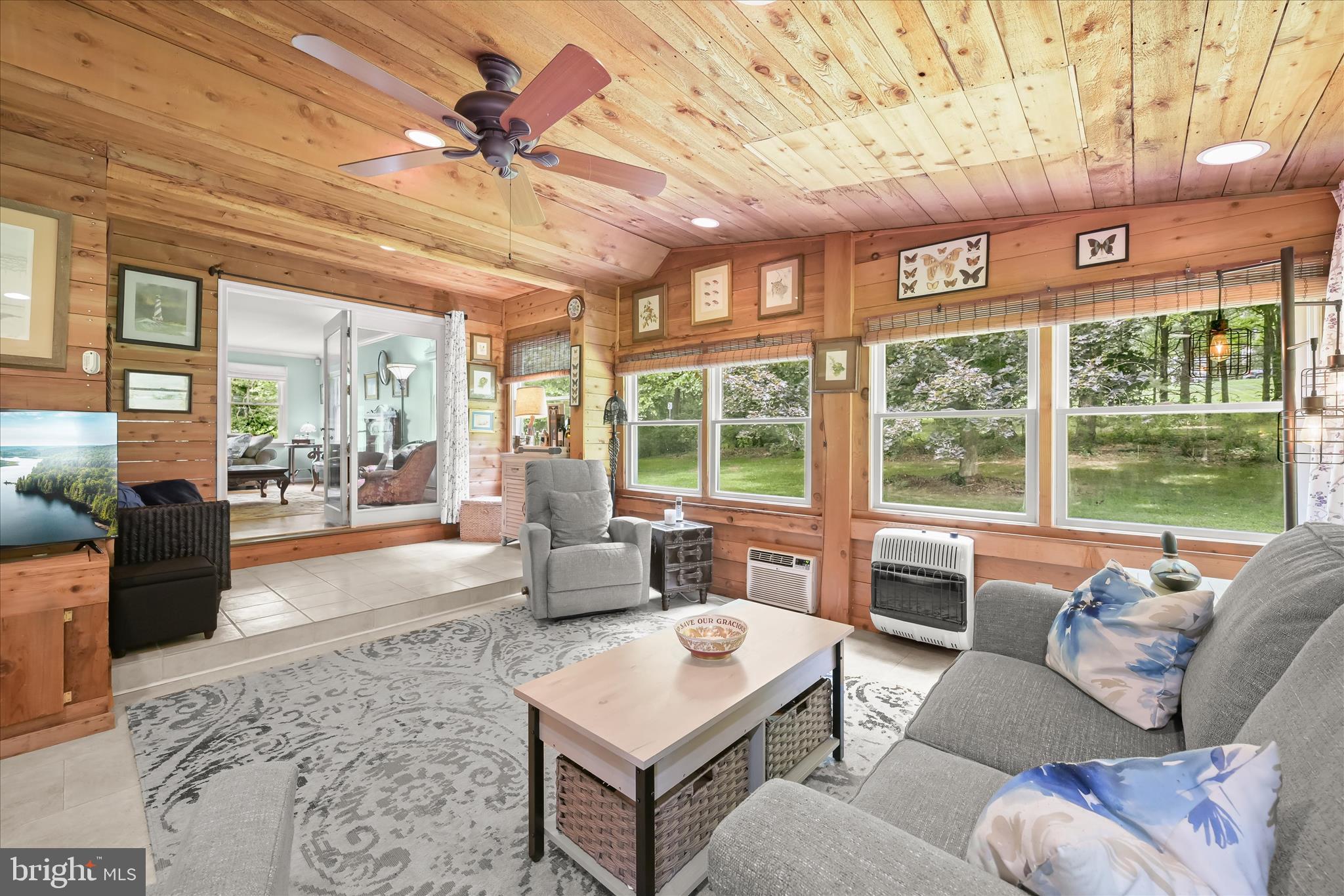 2319 Braddock Road Mount Airy, MD 21771 - Photo 15 of 94 Sunroom - Wood Ceilings