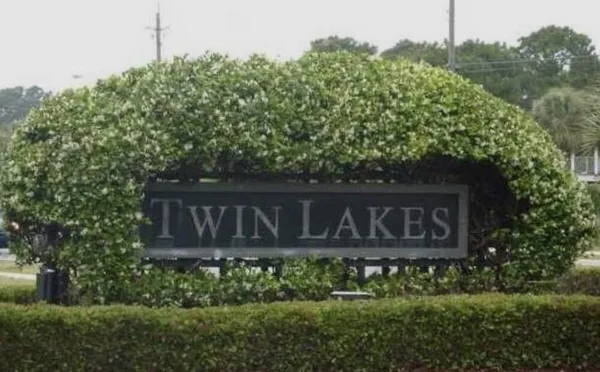 a view of sign board