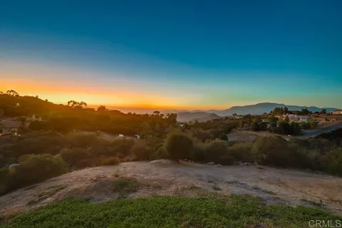 $999,900 | 2406 McDougal Place, Alpine, CA 91901