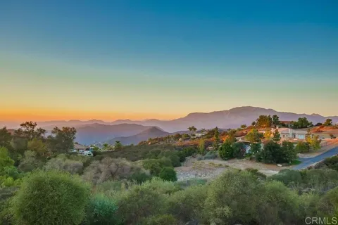 $999,900 | 2406 McDougal Place, Alpine, CA 91901