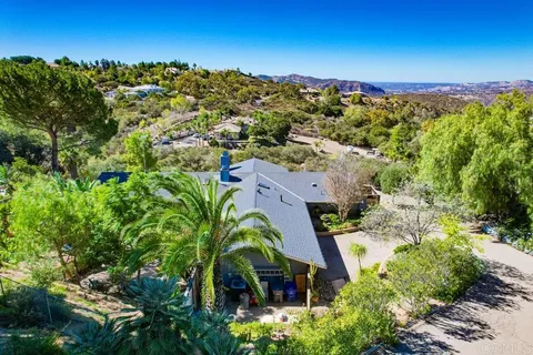 $999,900 | 2406 McDougal Place, Alpine, CA 91901