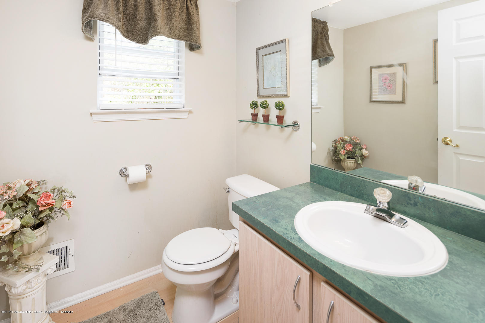 12 Netty Street Howell, NJ 07731 - Photo 15 of 26 Powder Room