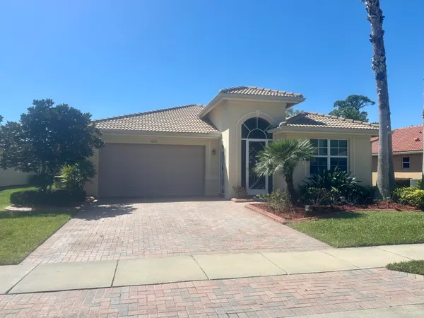$399,900 | 6311 Astor Place, Vero Beach, FL 32966