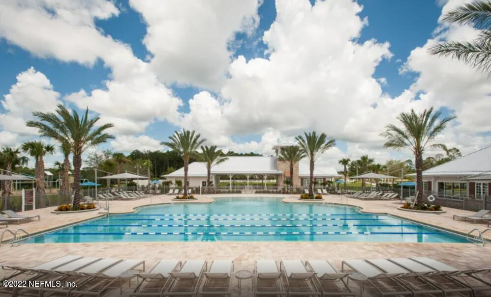674 Blind Oak Cir Street St. Augustine, FL 32095 - Photo 19 of 21 a view of multiple houses with a yard