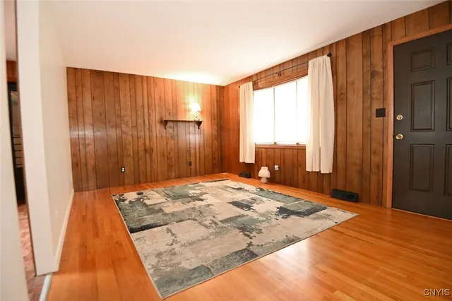 $215,000 | 517 Locust Drive, Utica, NY 13502