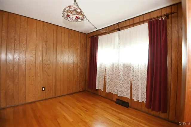 $215,000 | 517 Locust Drive, Utica, NY 13502