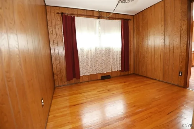 $215,000 | 517 Locust Drive, Utica, NY 13502