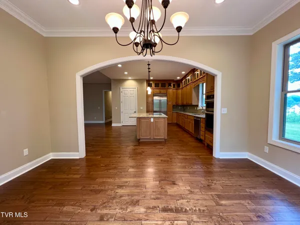 $1,100,000 | 2005 River Mist Circle, New Market, TN 37820