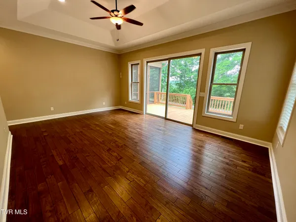 $1,100,000 | 2005 River Mist Circle, New Market, TN 37820