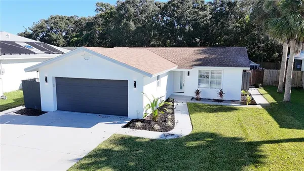$2,550 | 2261 South Flagler Avenue, Flagler Beach, FL 32136