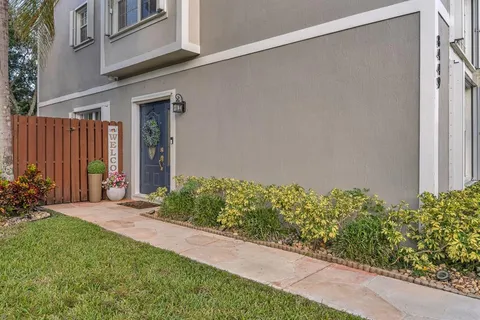 $455,000 | 8449 Southwest 23rd Court, Miramar, FL 33025