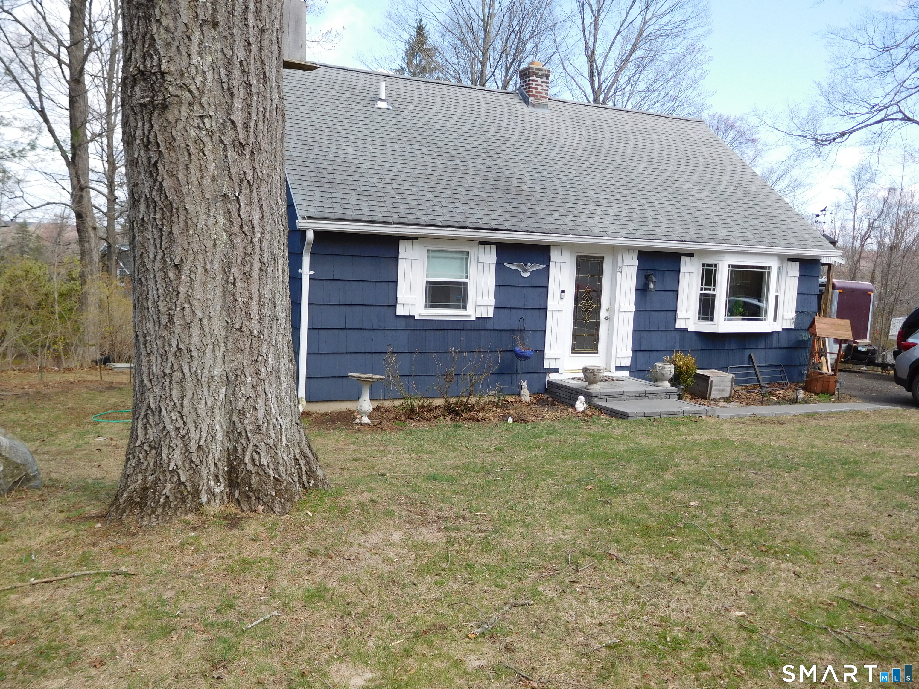 21 Sunrise Drive Torrington, CT 06790 - Photo 3 of 26