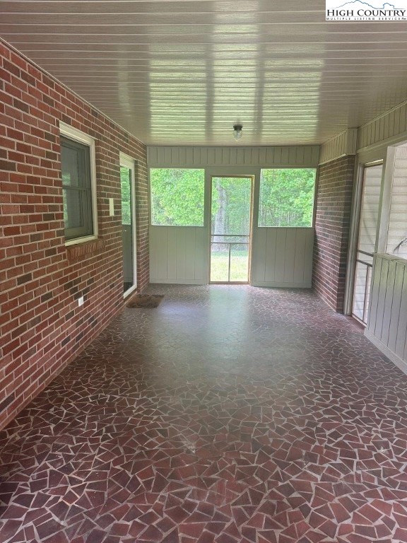 460 South Minton Road Wilkesboro, NC 28697 - Photo 10 of 24 Gallery Image 10