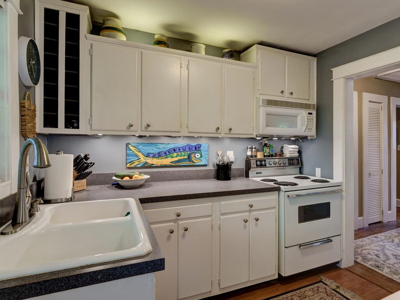 2012 Reaves Drive Raleigh, NC 27608 - Photo 6 of 22 Photo 6