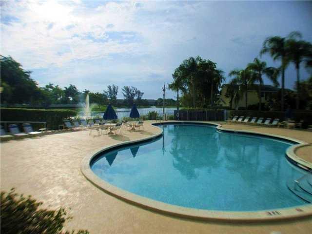5351 Park Pl Circle Boca Raton, FL 33486 - Photo 25 of 25 Community Pool