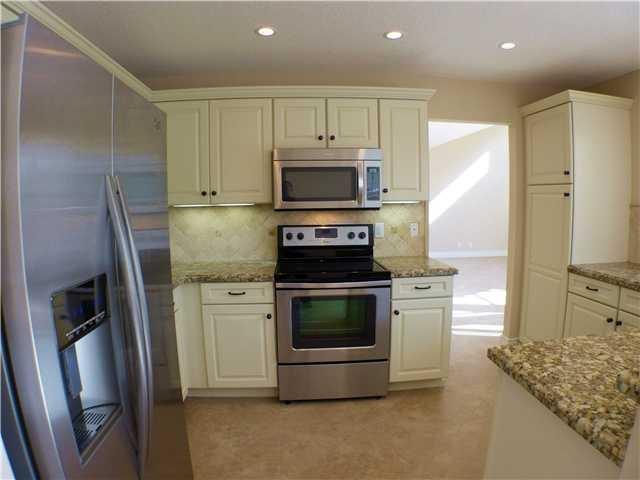 5351 Park Pl Circle Boca Raton, FL 33486 - Photo 6 of 25 Kitchen 3