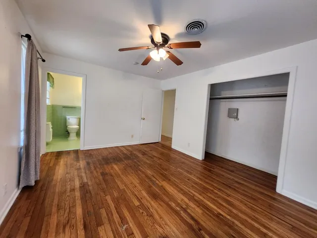 $1,895 | 913 Prescott Street, Kerrville, TX 78028